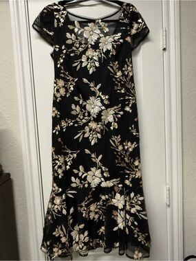 Calvin Klein Black Sequin Floral Mesh Dress Size 10 Elegant Cocktail Party Dress